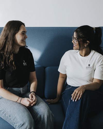 Unisex T-Shirt  | ESSEC OFFICIAL STORE